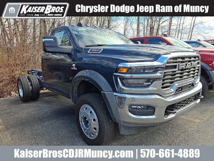2026 Ram 4500 Chassis Cab TRADESMAN  REGULAR  4X4 60' CA Pickup