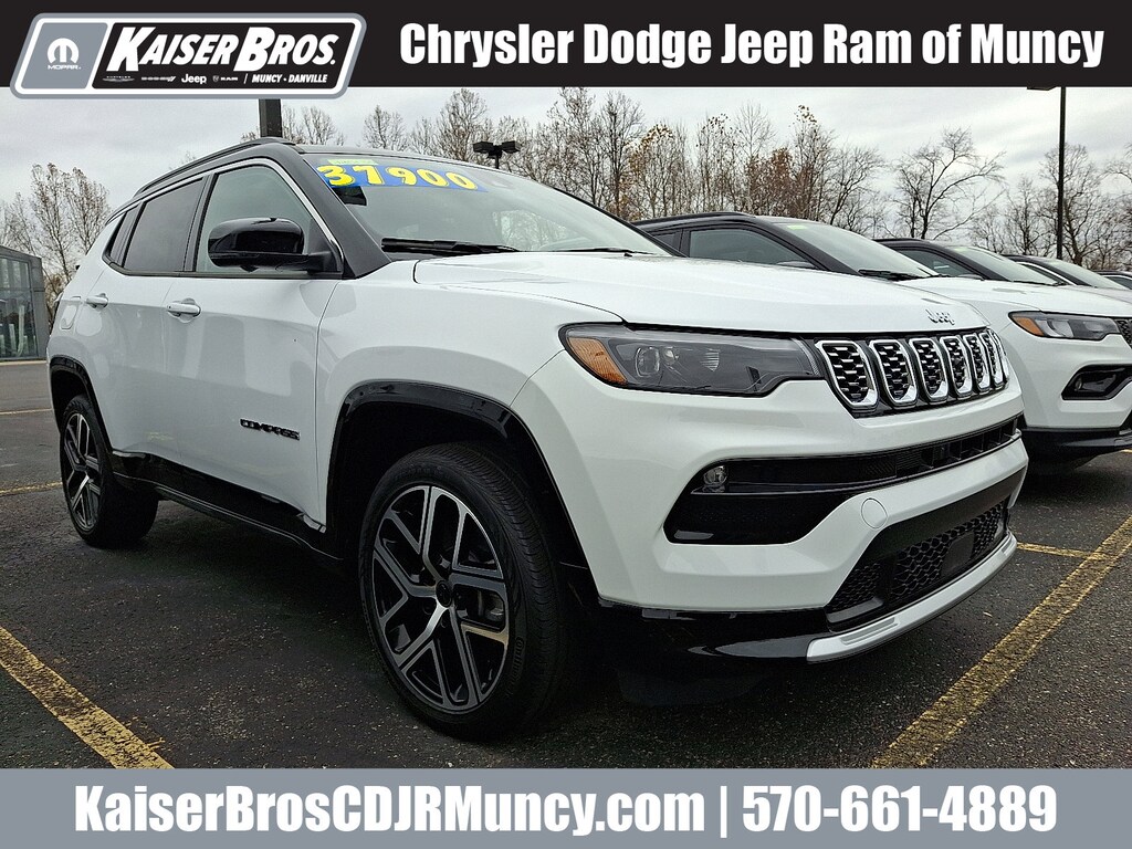 New 2025 Jeep Compass LIMITED 4X4 Sport Utility