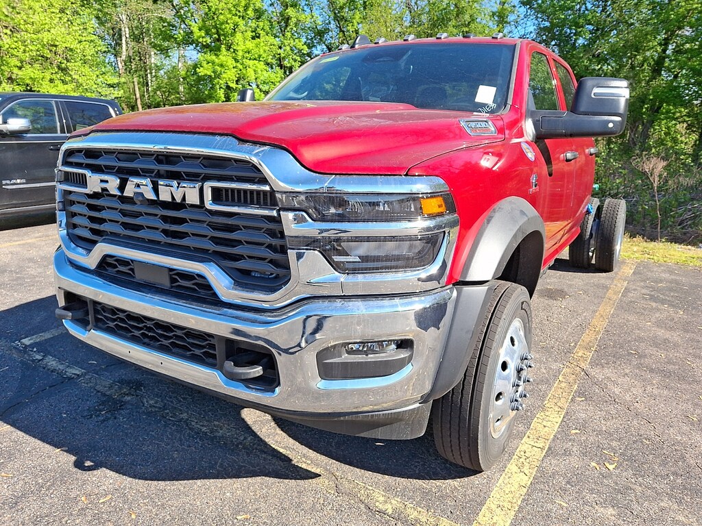 New 2026 Ram 4500 Chassis Cab TRADESMAN CREW 4X4 60' CA Pickup