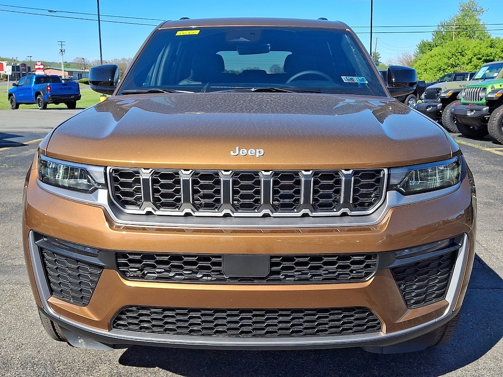 New 2026 Jeep Grand Cherokee LIMITED 4X4 Sport Utility