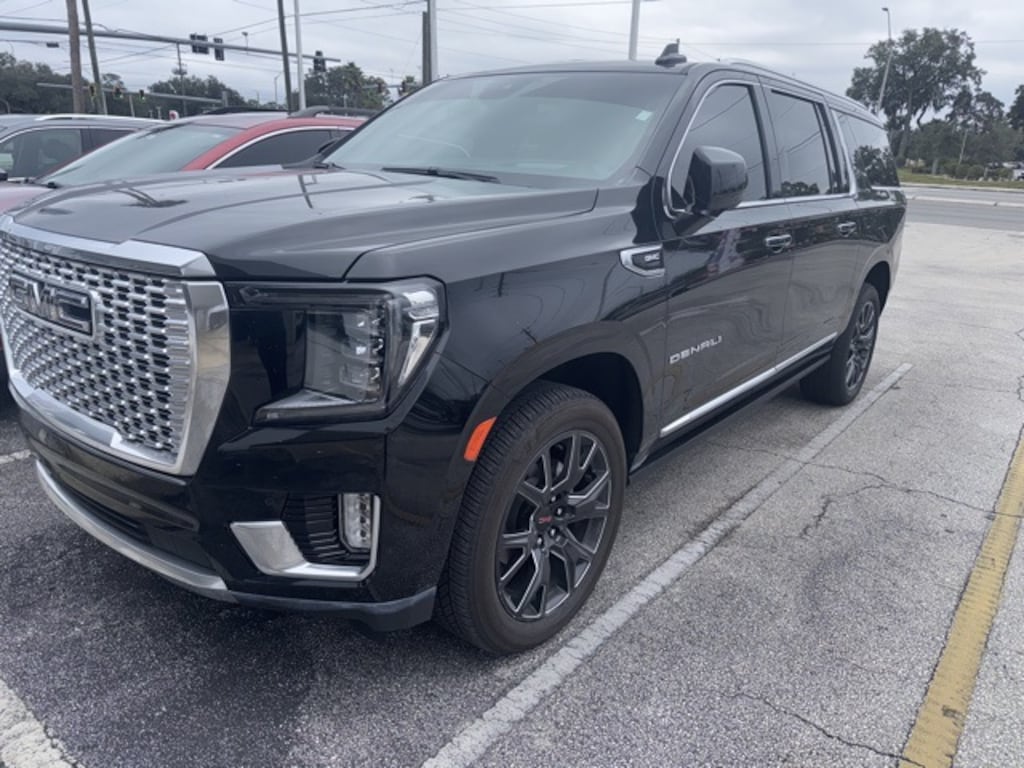 Used 2023 GMC Yukon XL Denali SUV