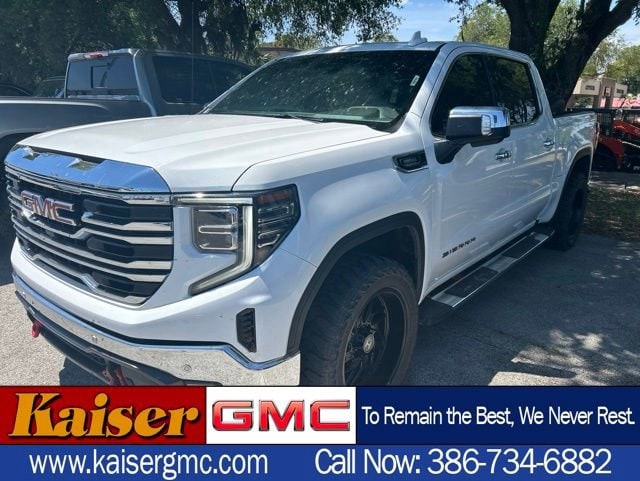 2023 GMC Sierra 4WD Crew Cab Short Box SLT's photo