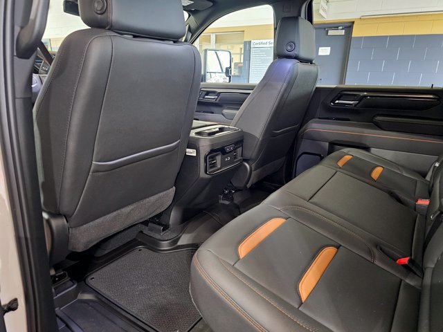 2026 GMC Sierra 3500HD AT4 - Photo 19