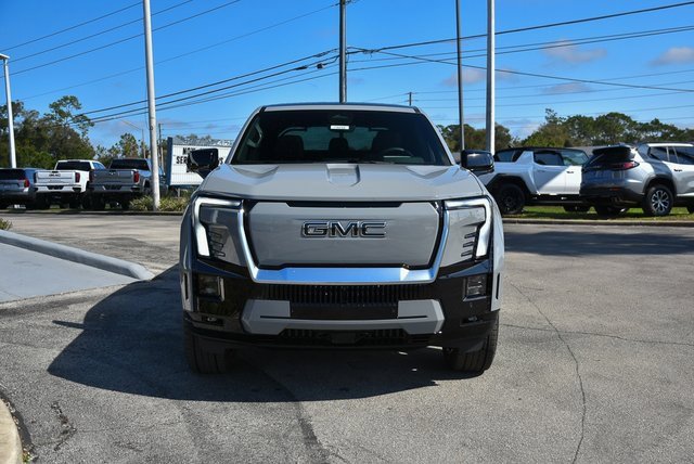 2025 Gmc Sierra EV Denali photo 4