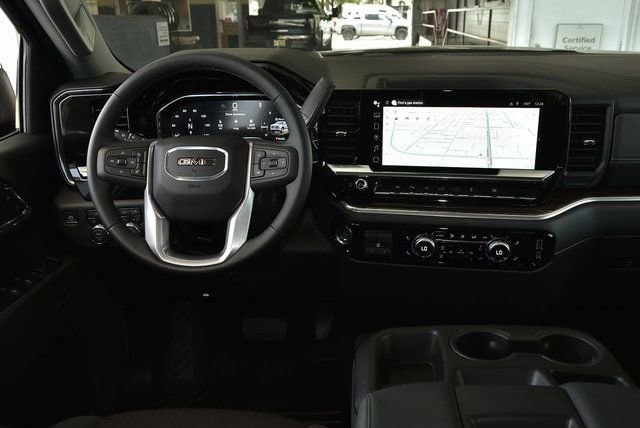 2025 GMC Sierra 1500 SLE - Photo 32