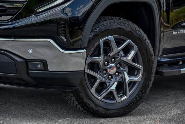 2025 Gmc Sierra 1500 SLT photo 2
