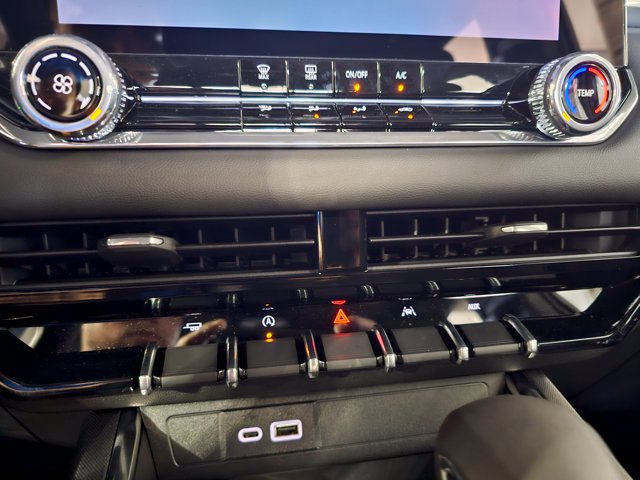 2026 GMC Canyon Elevation - Photo 32