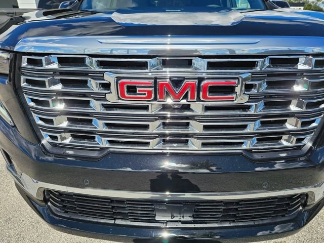 2026 GMC Acadia Denali - Photo 9