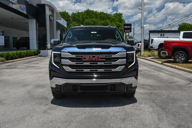 2025 Gmc Sierra 1500 SLE photo 4