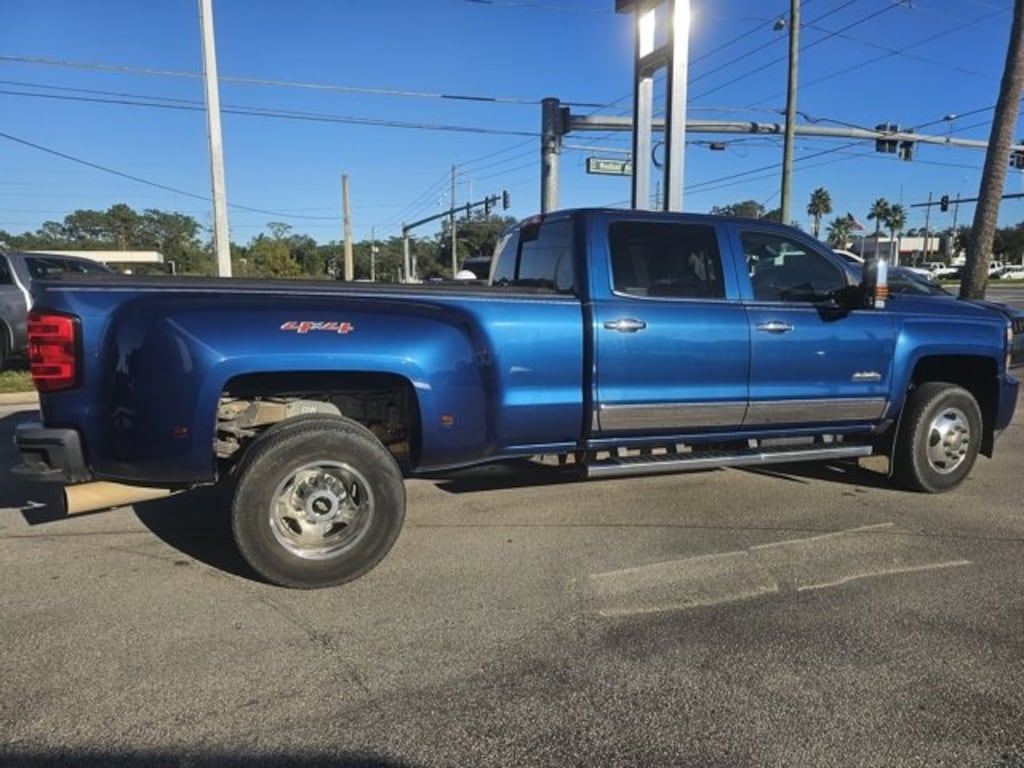 Used 2015 Chevrolet Silverado 3500 HD High Country Truck