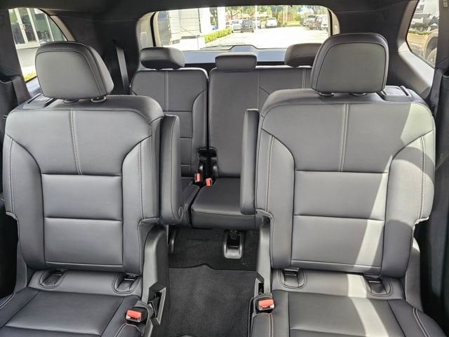 2026 GMC Acadia Elevation - Photo 24