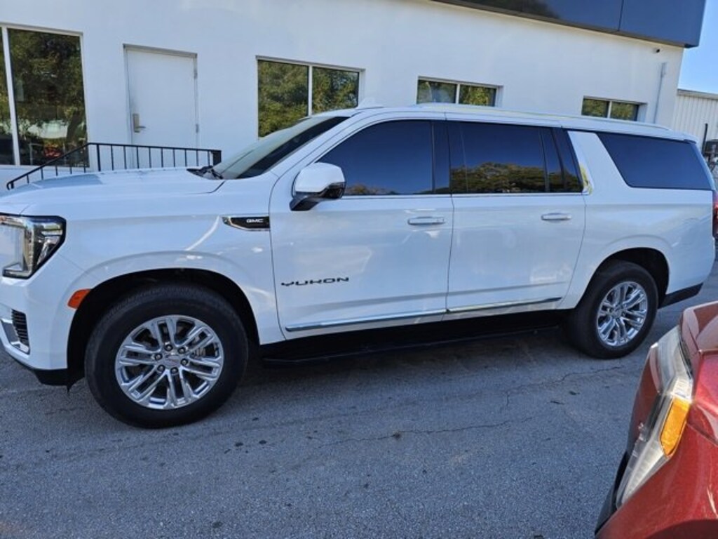 Used 2023 GMC Yukon XL SLT SUV