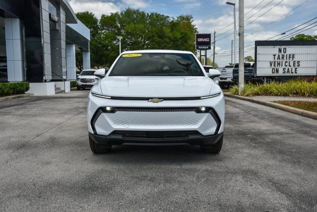 Used 2025 Chevrolet Equinox EV LT SUV