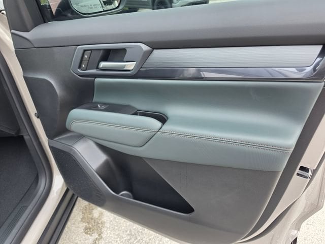 2027 GMC Terrain AT4 - Photo 24