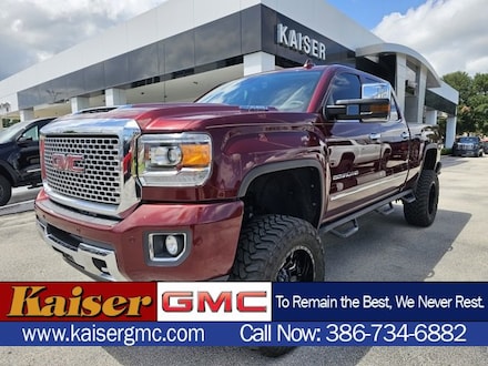 2017 GMC Sierra 2500 HD Denali Truck