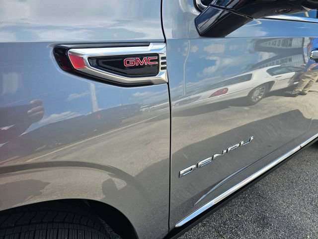 2026 GMC Yukon XL Denali - Photo 15