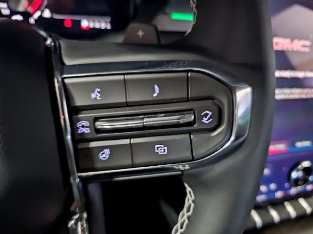 2026 GMC Acadia Denali - Photo 35
