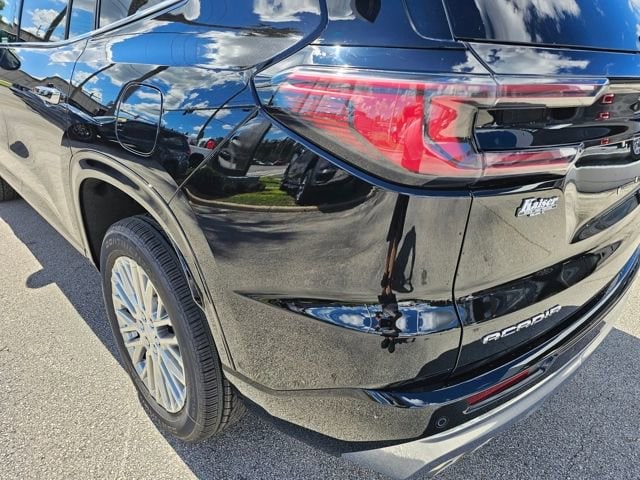 2026 GMC Acadia Denali - Photo 13