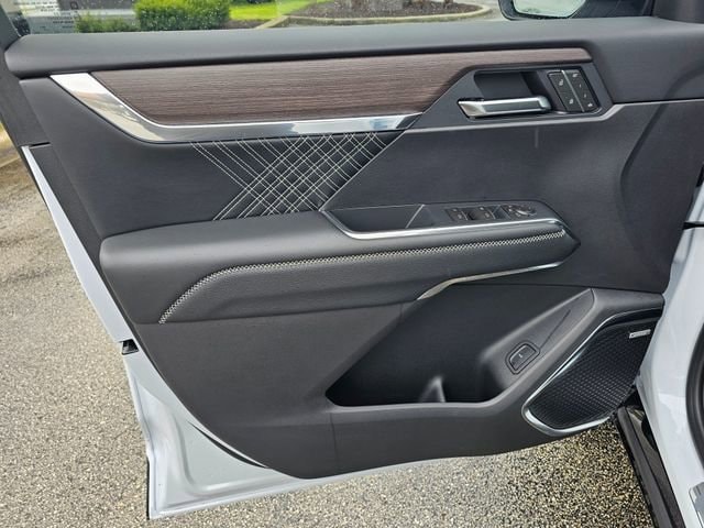 2026 GMC Acadia Denali - Photo 18