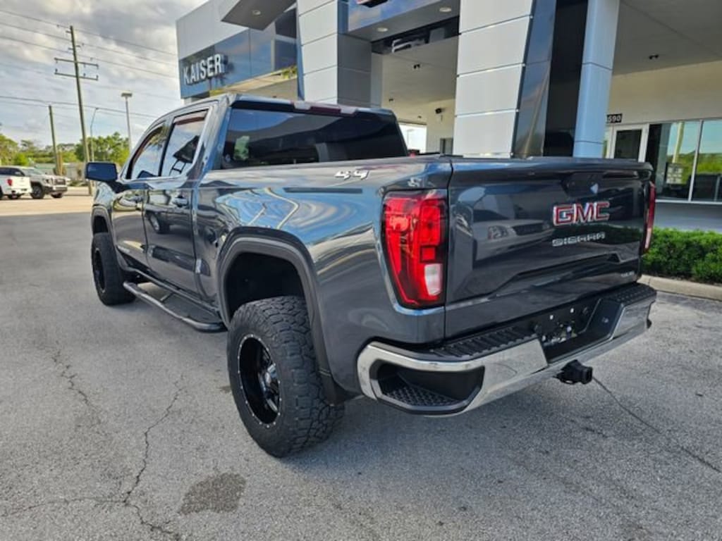 Used 2020 GMC Sierra 1500 SLE Truck
