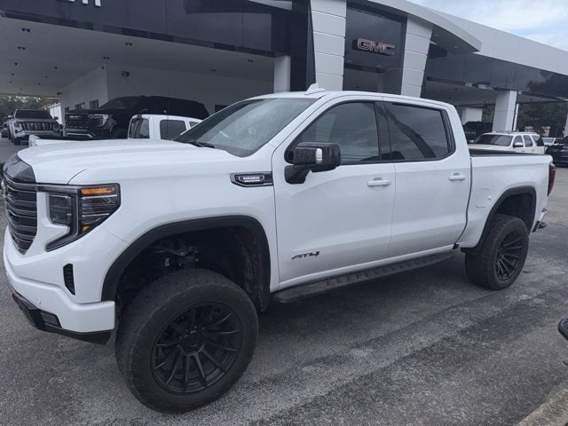 2025 GMC Sierra 1500 AT4's photo