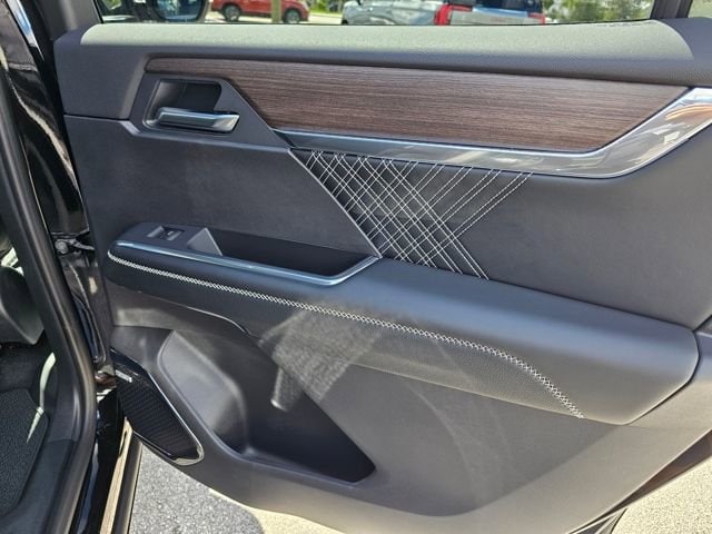 2026 GMC Acadia Denali - Photo 27