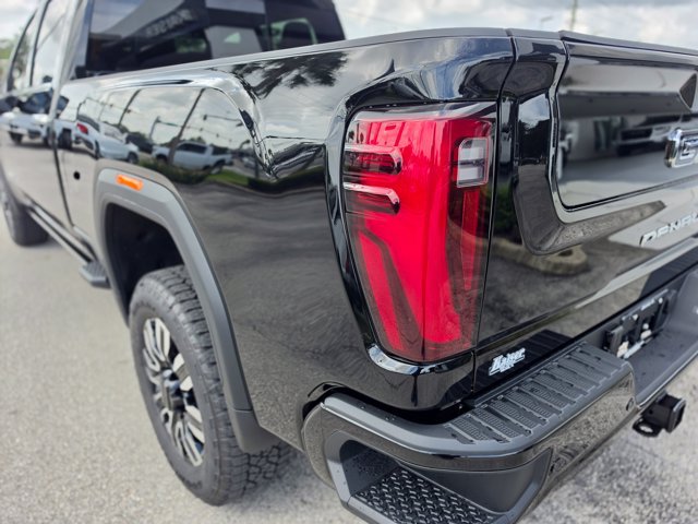2026 GMC Sierra 3500HD Denali Ultimate - Photo 16