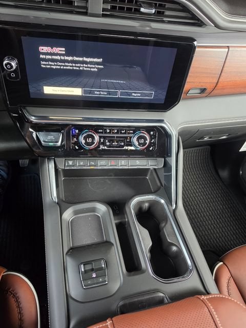 2026 GMC Sierra 3500HD Denali Ultimate - Photo 31