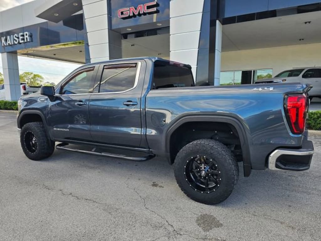 Used 2020 GMC Sierra 1500 SLE Truck
