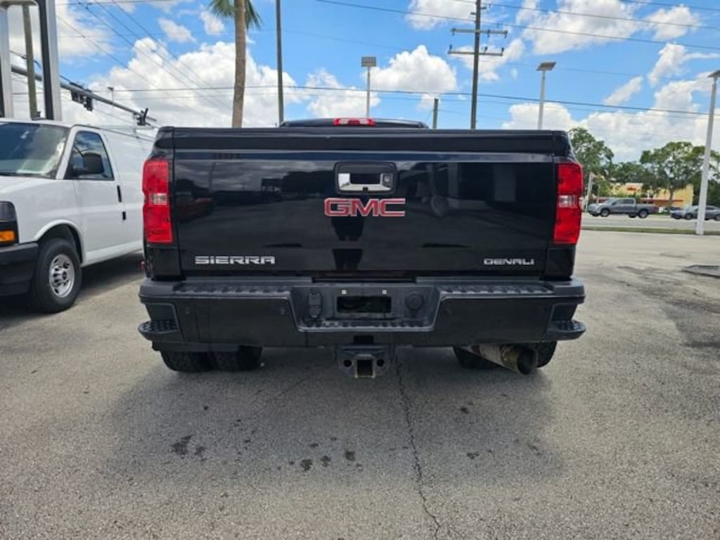 Used 2018 GMC Sierra 3500 HD Denali Truck