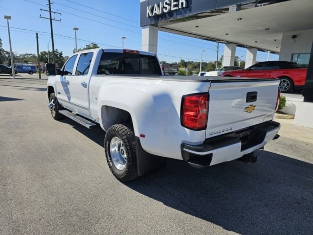 Used 2019 Chevrolet Silverado 3500 HD High Country Truck
