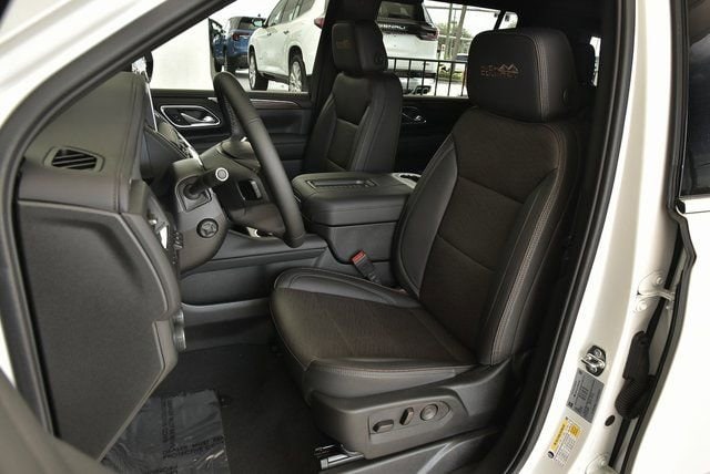 2024 Chevrolet Suburban High Country - Photo 16