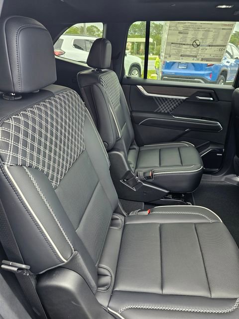 2026 GMC Acadia Denali - Photo 28