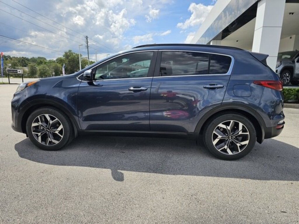 Used 2022 Kia Sportage EX SUV