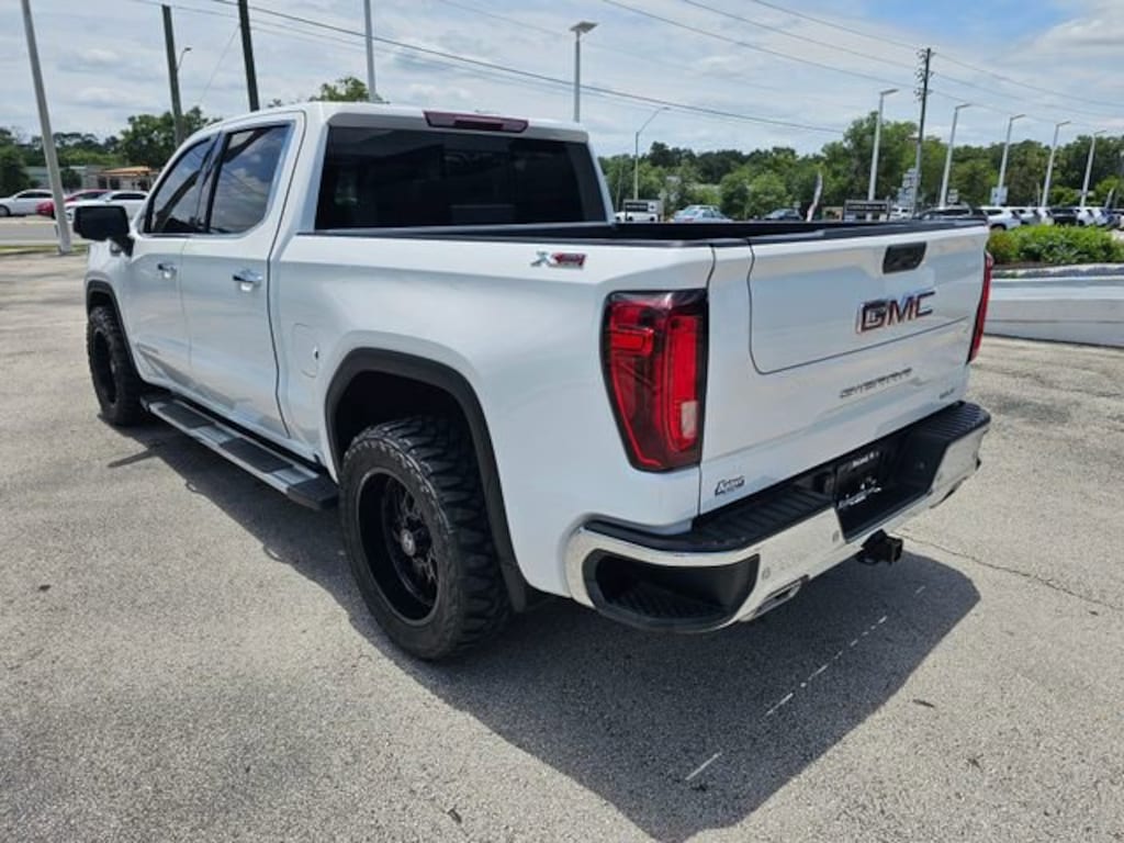 Used 2023 GMC Sierra 1500 SLT Truck