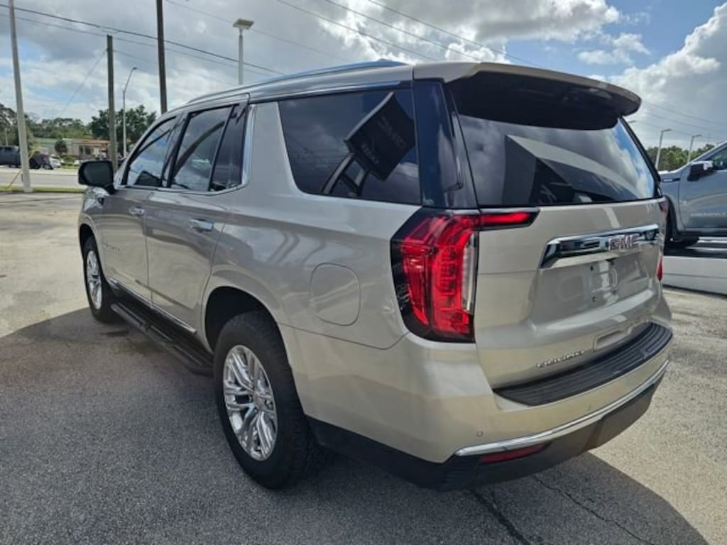 Used 2022 GMC Yukon SLT SUV