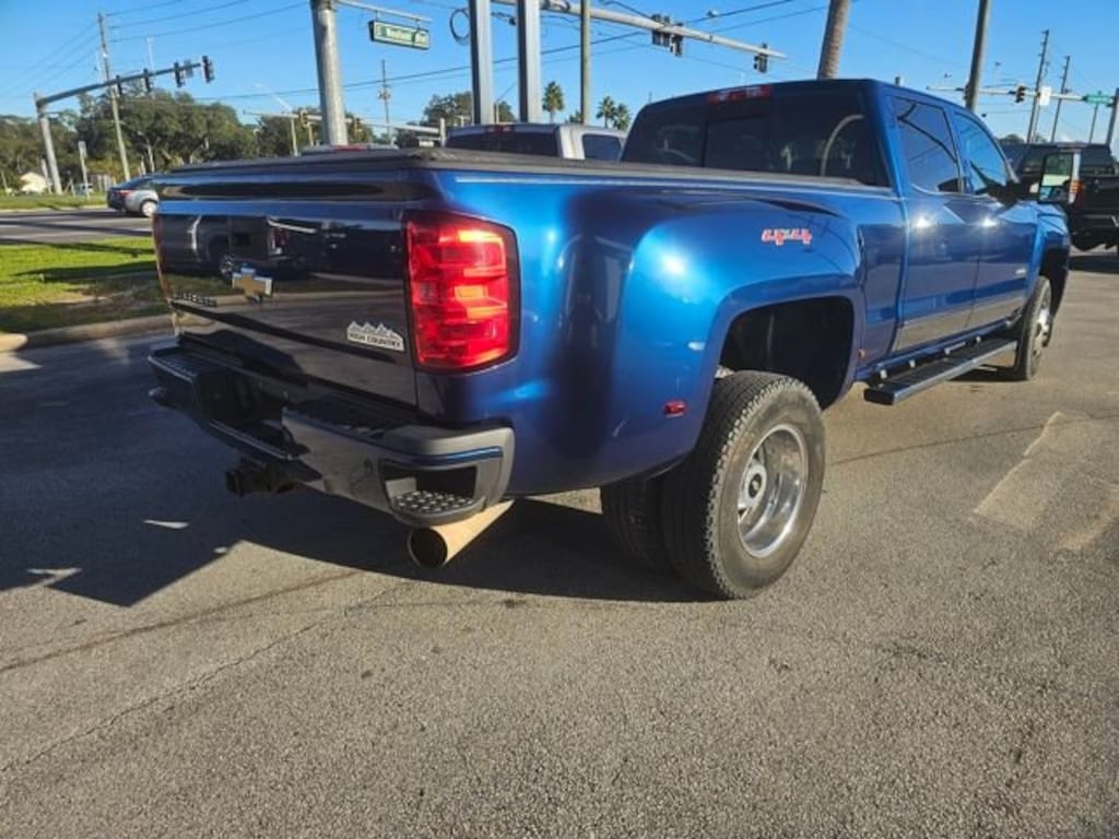 Used 2015 Chevrolet Silverado 3500 HD High Country Truck