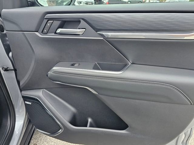 2026 GMC Acadia Elevation - Photo 28