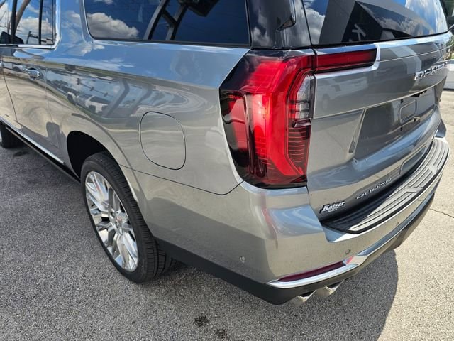 2026 GMC Yukon XL Denali - Photo 13