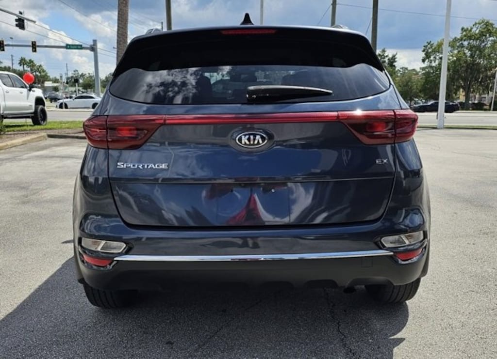 Used 2022 Kia Sportage EX SUV