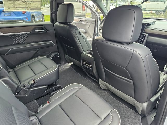 2026 GMC Acadia Denali - Photo 27