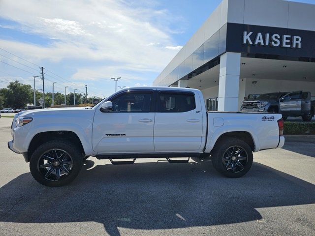2023 Toyota Tacoma SR photo 3