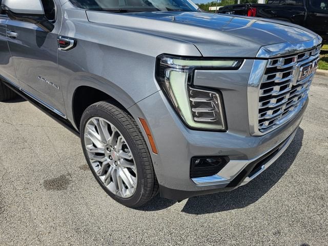 2026 GMC Yukon XL Denali - Photo 9