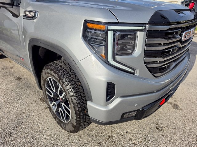 2026 GMC Sierra 1500 AT4 - Photo 8