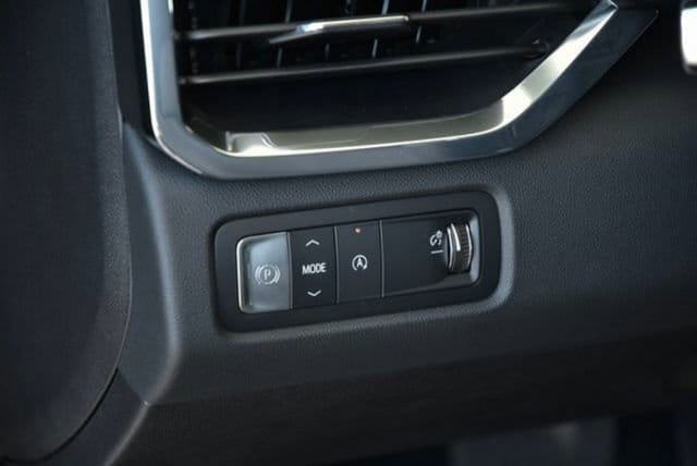 2026 GMC Acadia Elevation - Photo 10