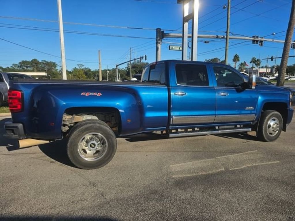 Used 2015 Chevrolet Silverado 3500 HD High Country Truck