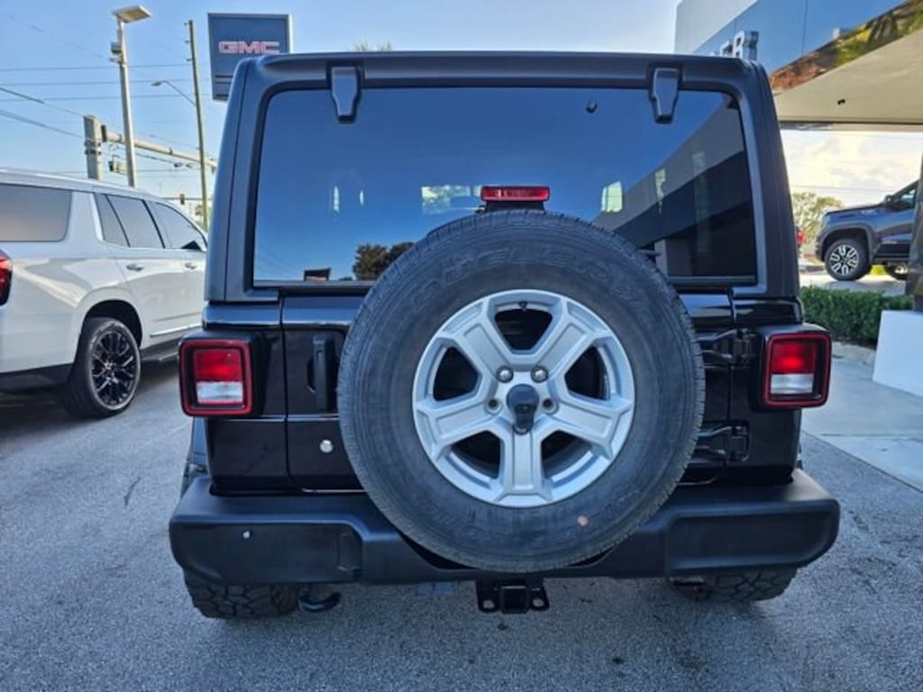 Used 2020 Jeep Wrangler Sport S SUV