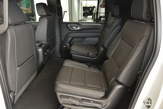 2024 Chevrolet Suburban High Country - Photo 18