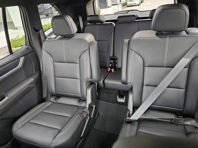 2026 GMC Acadia Elevation - Photo 16