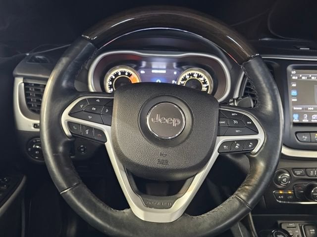 2018 Jeep Cherokee Overland - Photo 18